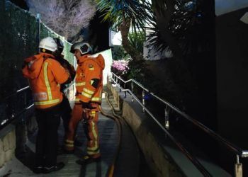 Un incendio en un centro terapéutico de Ador obliga a evacuar a 95 personas