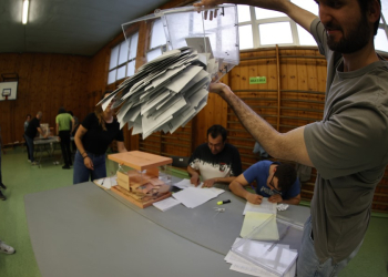 ¿Qué hacer si estoy de vacaciones y me convocan para estar en una mesa electoral?