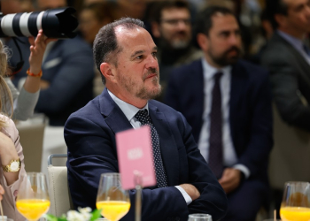 Ayuso dice que el PP debería llevar al Congreso la ilegalización de Bildu: “Es ETA”