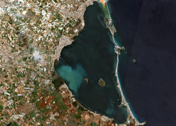 Instituto Español de Oceanografía evalúa masa de agua blanquecina observada en Mar Menor