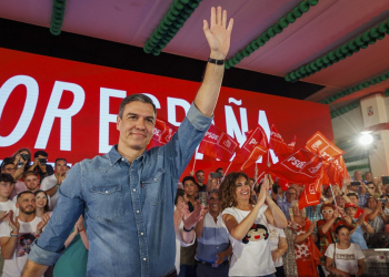 Pedro Sánchez abre la precampaña del 23J llamando al voto útil contra el “papelón” de un Gobierno PP-Vox