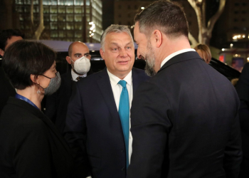 Orbán y Abascal planean colaborar para dar un giro hacia la derecha en Europa