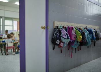 Más de 800.000 alumnos vuelven a clase en un curso con más docentes y 13 colegios nuevos