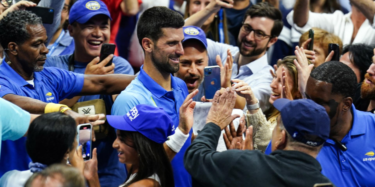Djokovic confirma que estará en Valencia para representar a Serbia en la Copa Davis 4 Djokovic confirma que estará en Valencia para representar a Serbia en la Copa Davis